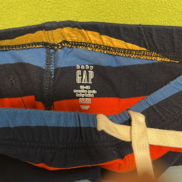 Toddler 6 pieces of 12- 18 month baby clothes - Picture 13 of 15